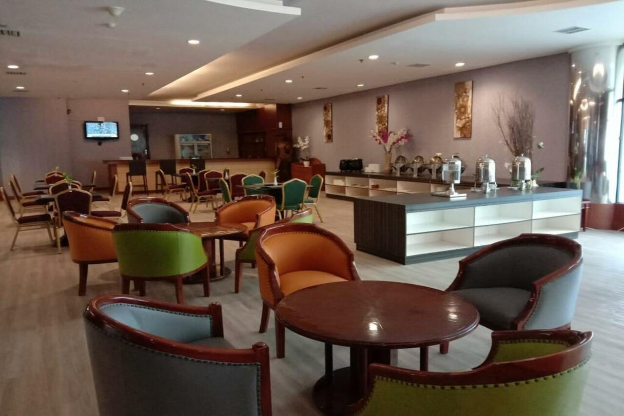 Sanno Hotel Джакарта Экстерьер фото