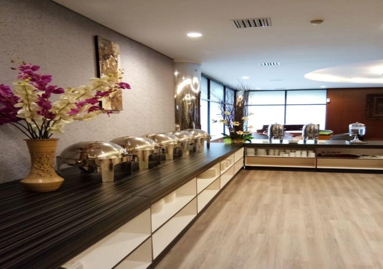 Sanno Hotel Джакарта Экстерьер фото